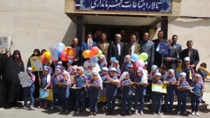 برگزاری کارناوال سلامت توسط نونهالان در شهرستان میانه