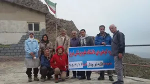 صعود تعدادی ازهمکاران دانشگاه علوم پزشکی تبریز به قله توچال