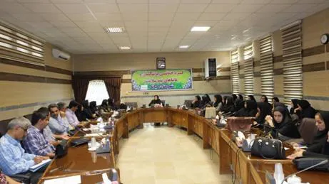 گردهمایی فصلی پزشکان و ماماهای تیم سلامت شهرستان میانه در تیرماه 95